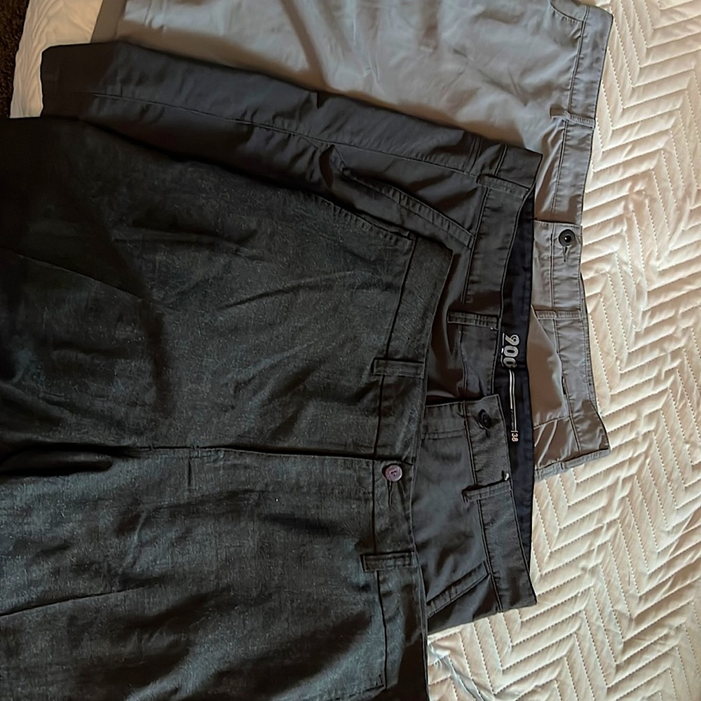 Bargain bundle men’s board shorts. Size: 38” waist.